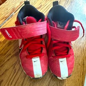 Boys NIKE baseball cleats